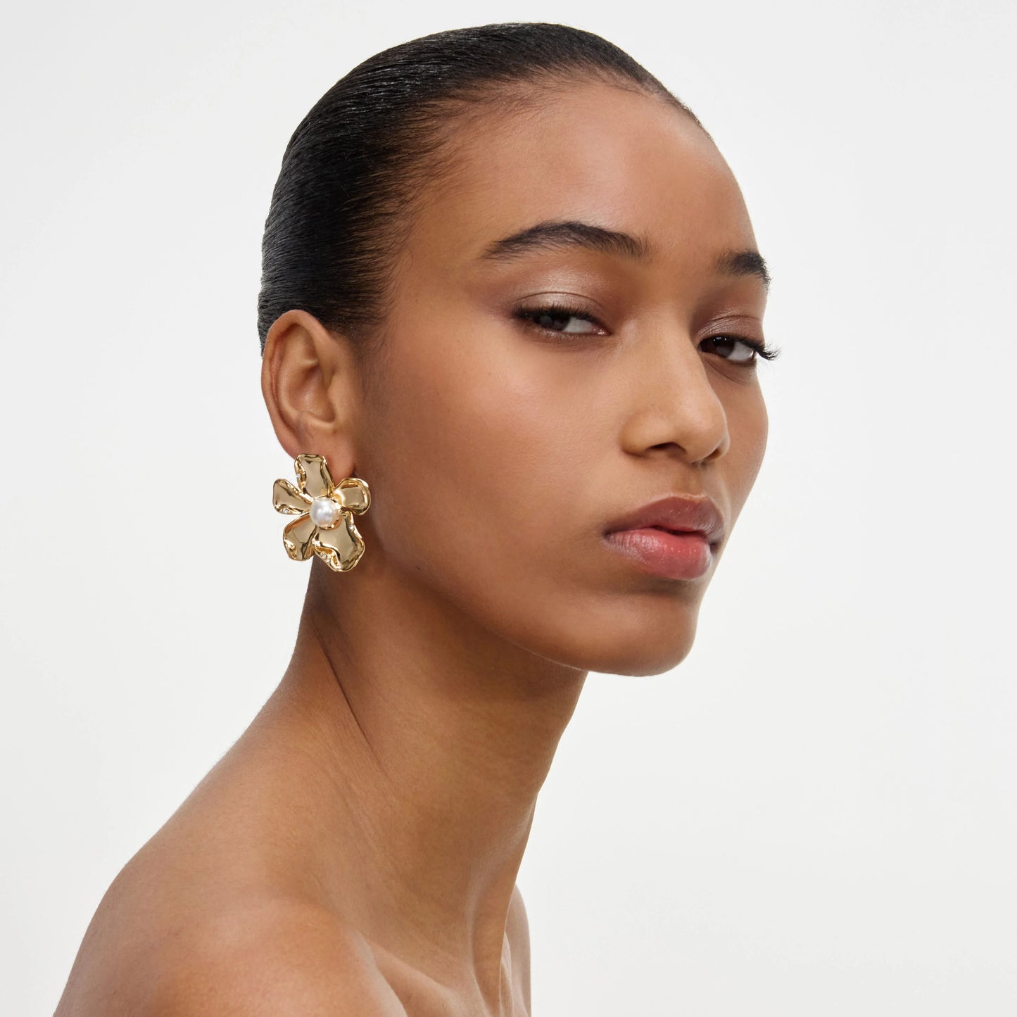 Gold Pearl Flower Earrings
