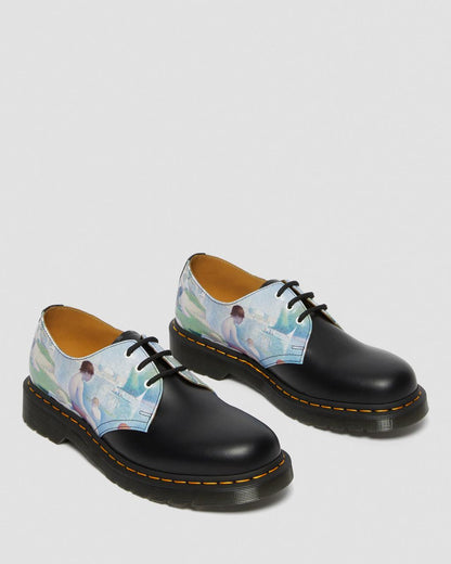 The National Gallery 1461 Bathers Shoes
