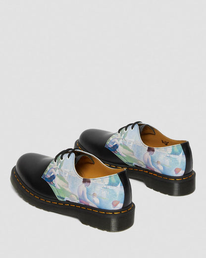 The National Gallery 1461 Bathers Shoes