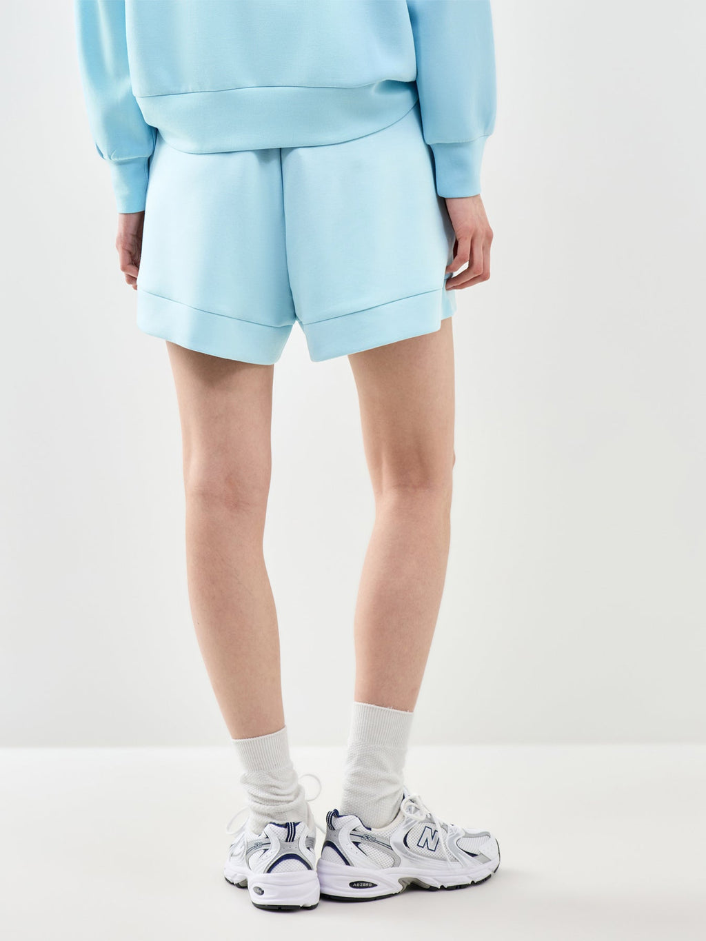 Atrium High Rise Short 4.5