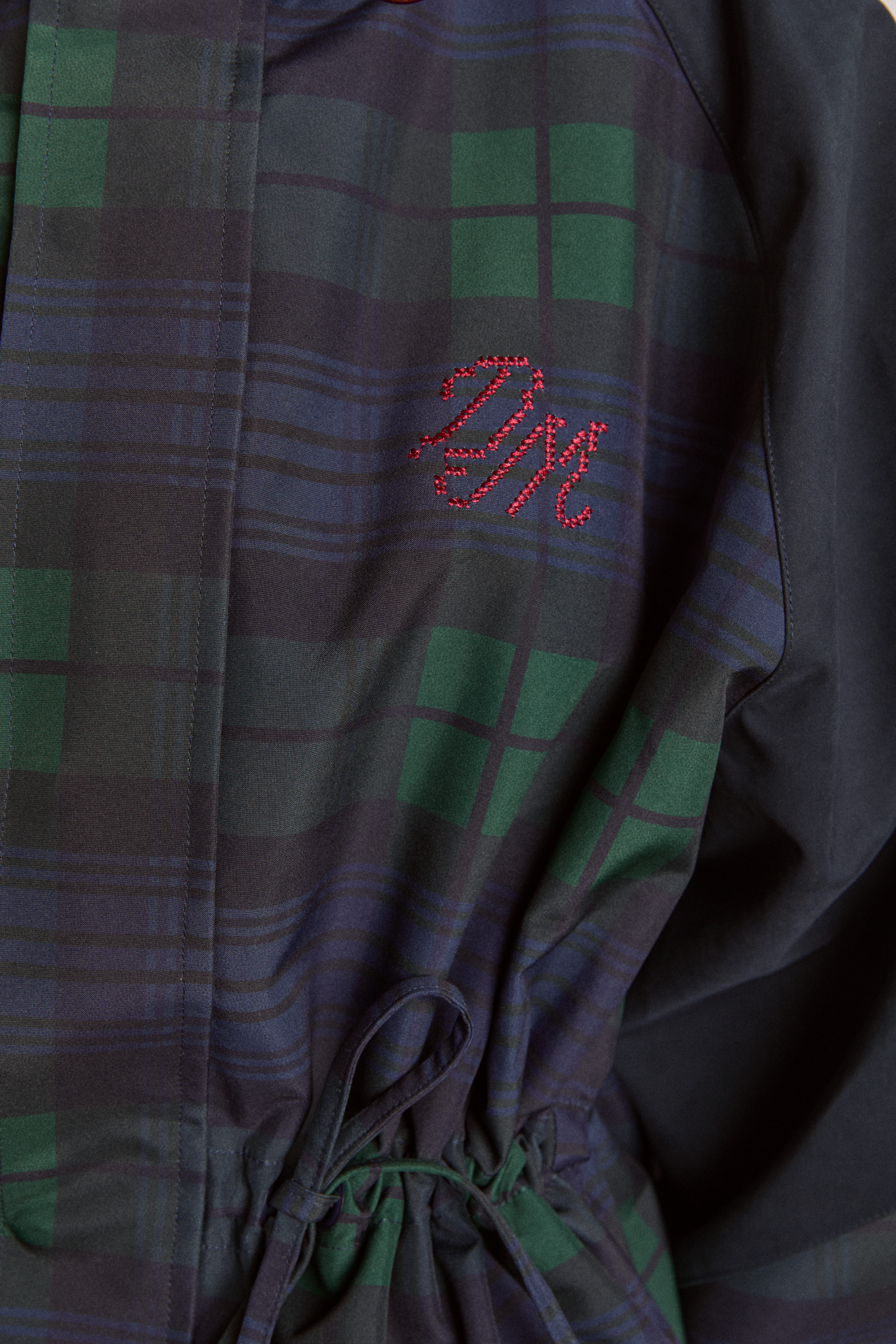 Stylish waterproof jackets that can be worn on rainy days- navy check---Add to cart and enjoy 50% off